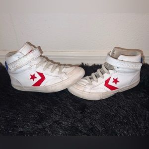Boys white Pro Blaze high top converse sz 2